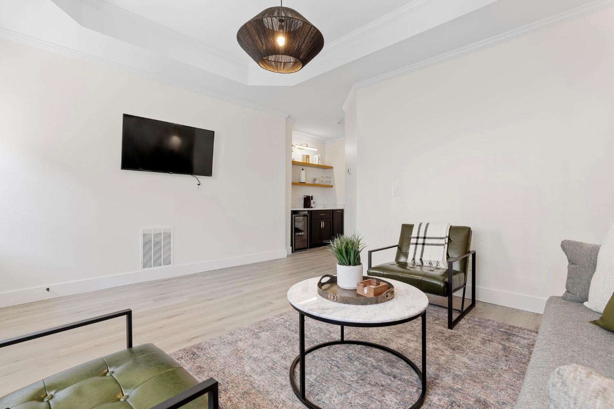 27 On Park Boutique Hotel & Venue Dahlonega Zewnętrze zdjęcie