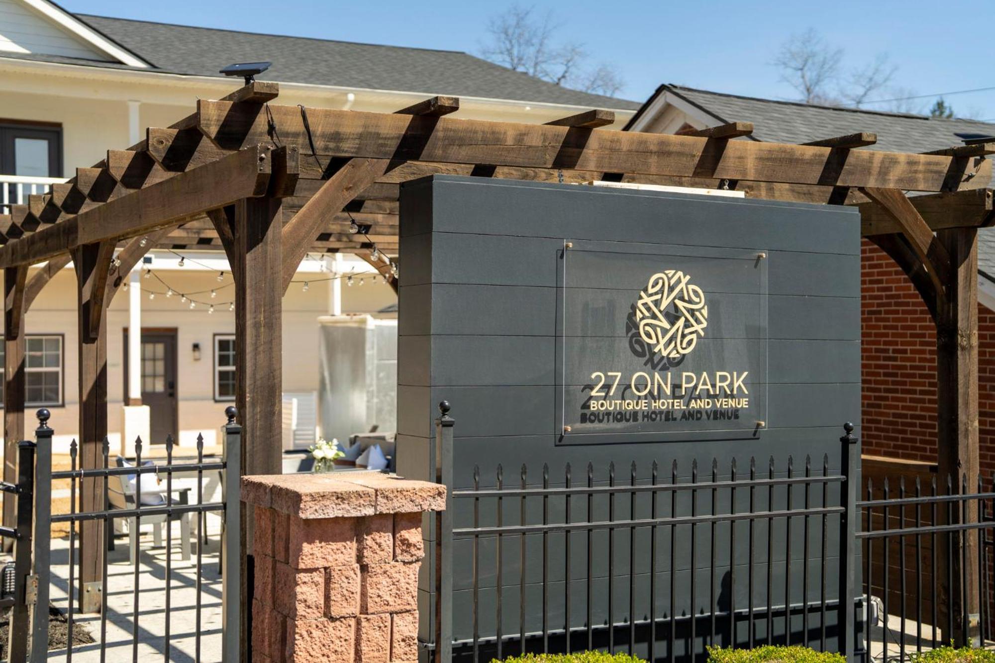 27 On Park Boutique Hotel & Venue Dahlonega Zewnętrze zdjęcie