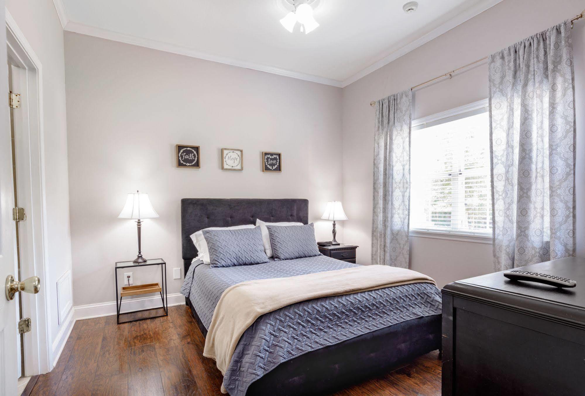 27 On Park Boutique Hotel & Venue Dahlonega Zewnętrze zdjęcie